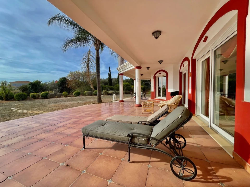 Moradia T4 para Venda em Odiaxere Foto 23