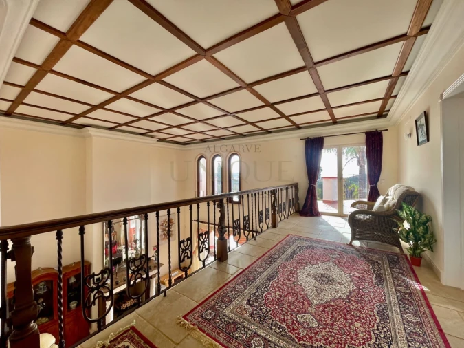 Moradia T4 para Venda em Odiaxere Foto 17