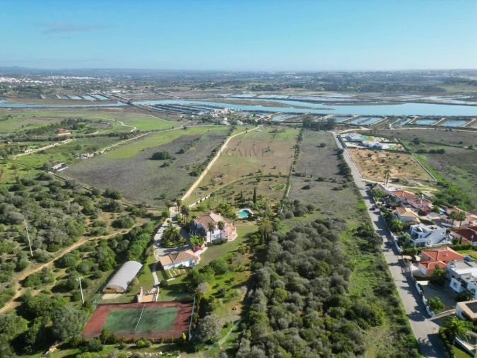 Moradia T4 para Venda em Odiaxere Foto 38