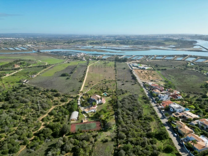 Moradia T4 para Venda em Odiaxere Foto 39