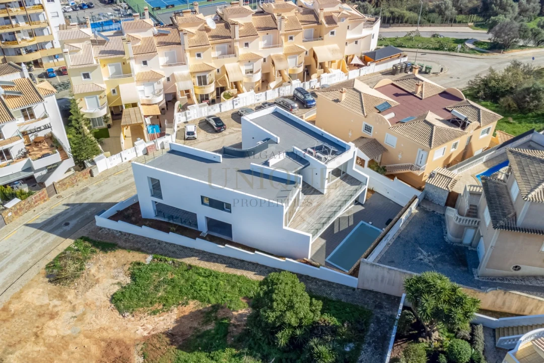 Moradia T4 para Venda em Lagos (São Sebastião e Santa Maria) Foto 3