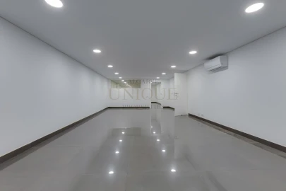 Moradia T4 para Venda em Lagos (São Sebastião e Santa Maria)