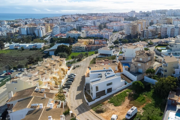 Moradia T4 para Venda em Lagos (São Sebastião e Santa Maria) Foto 38