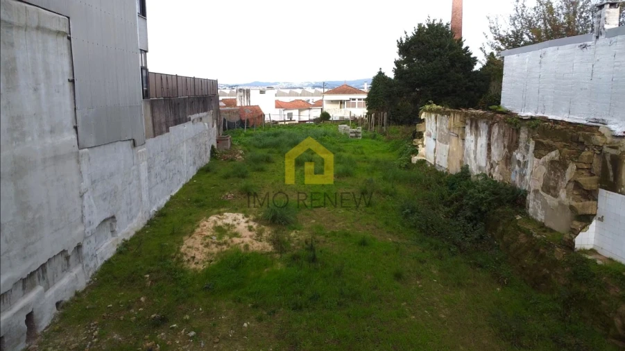 Terreno para Venda em Oliveira do Douro Foto 4