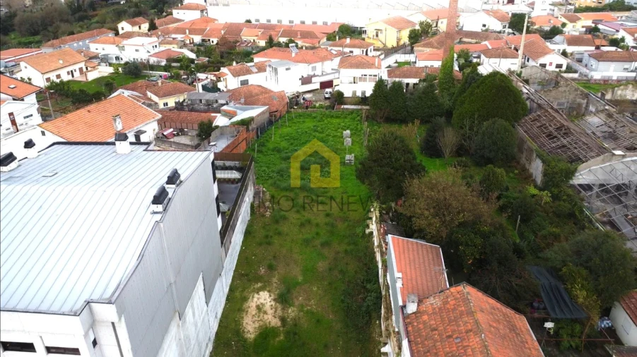 Terreno para Venda em Oliveira do Douro Foto 8