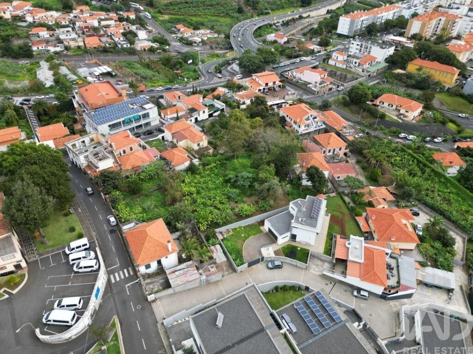 Moradia T2 para Venda em Santo Antonio Foto 1