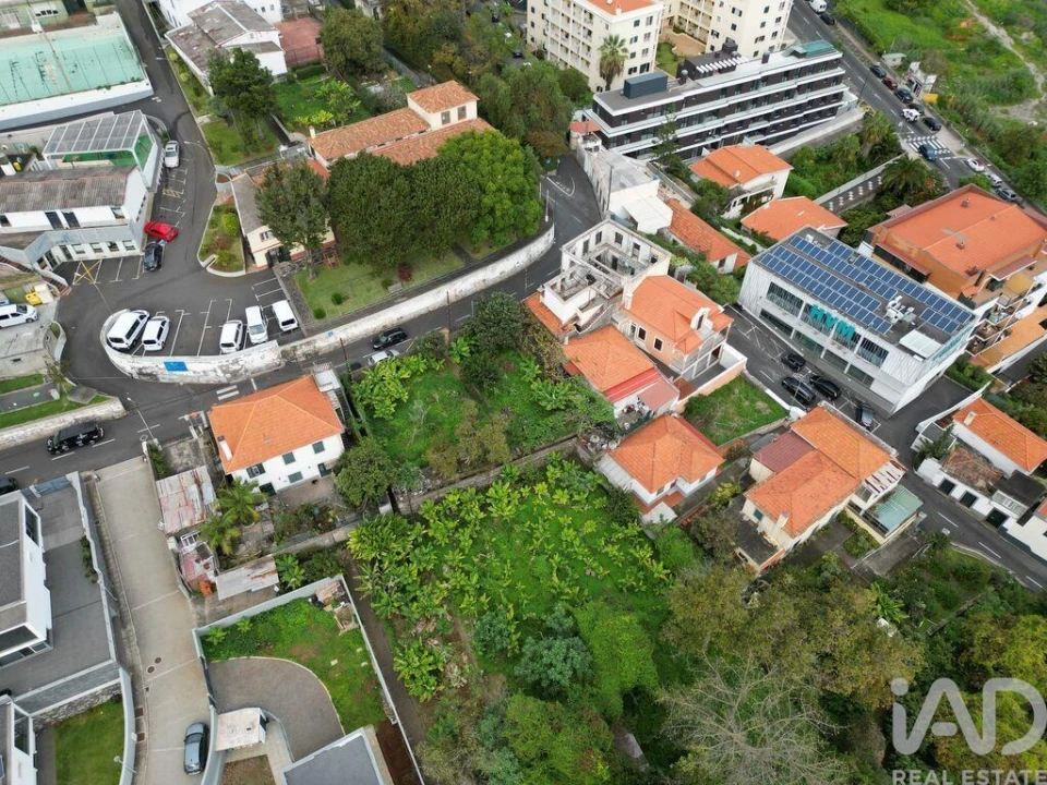 Moradia T2 para Venda em Santo Antonio Foto 6