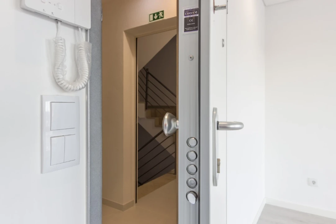 Apartamento T3 para Venda em Corroios Foto 3