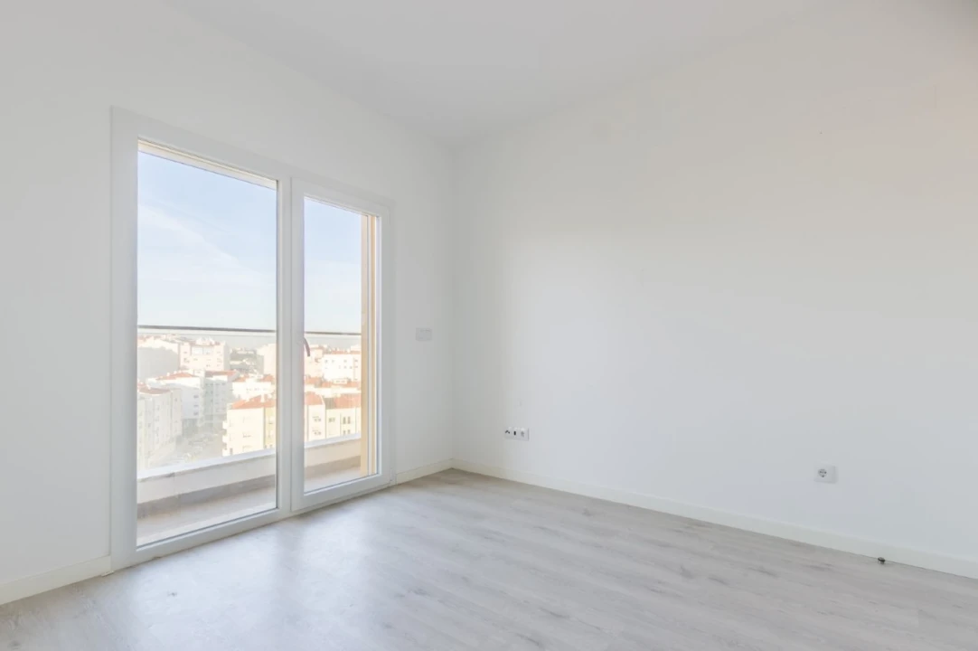 Apartamento T3 para Venda em Corroios Foto 13