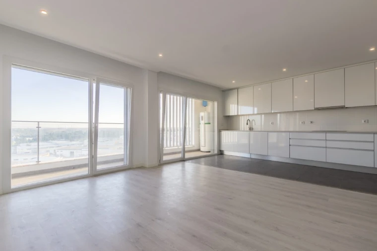 Apartamento T3 para Venda em Corroios Foto 3