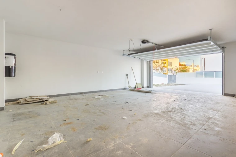 Moradia T4 para Venda em Corroios Foto 25