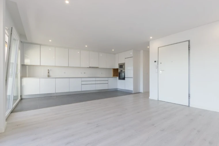 Apartamento T2 para Venda em Corroios Foto 1