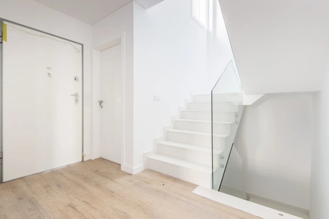 Moradia T4 para Venda em Corroios Foto 2