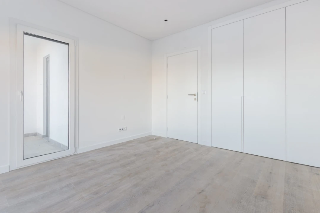 Moradia T4 para Venda em Corroios Foto 20