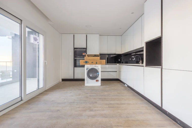 Moradia T4 para Venda em Corroios Foto 6