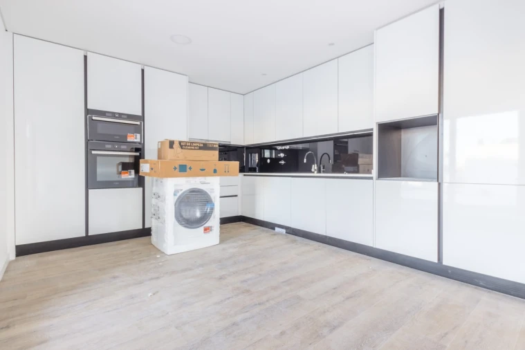 Moradia T4 para Venda em Corroios Foto 7