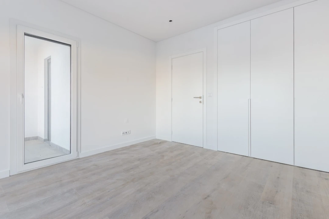 Moradia T4 para Venda em Corroios Foto 18