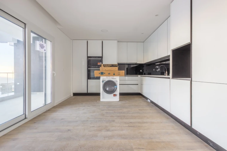 Moradia T4 para Venda em Corroios Foto 8