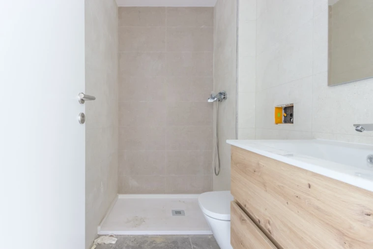 Moradia T4 para Venda em Corroios Foto 25