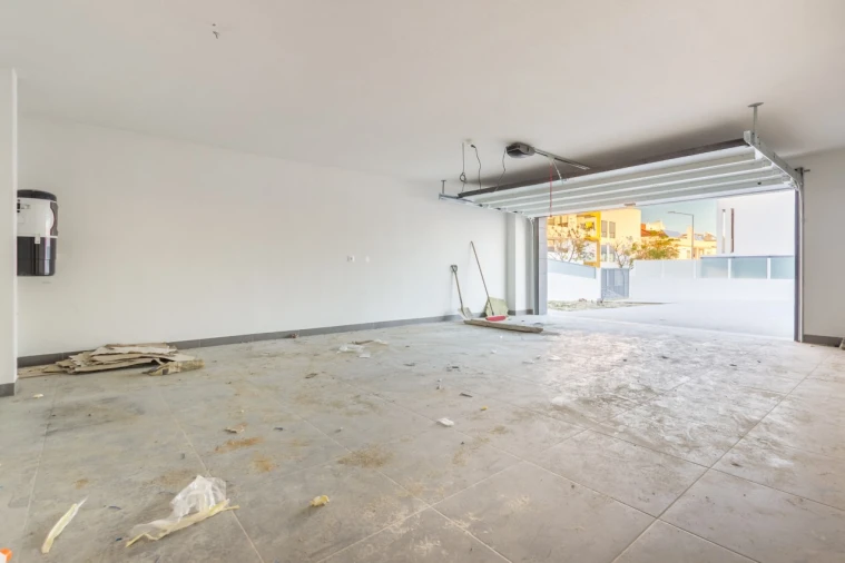 Moradia T4 para Venda em Corroios Foto 26