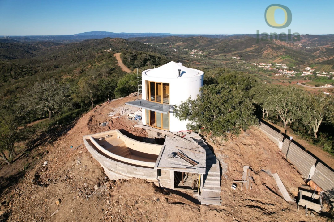 Moradia T2 para Venda em Salir Foto 3