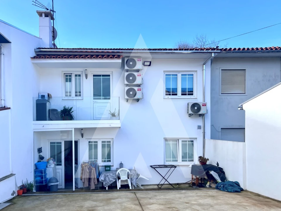 Moradia T3 para Venda em São João da Madeira Foto 26