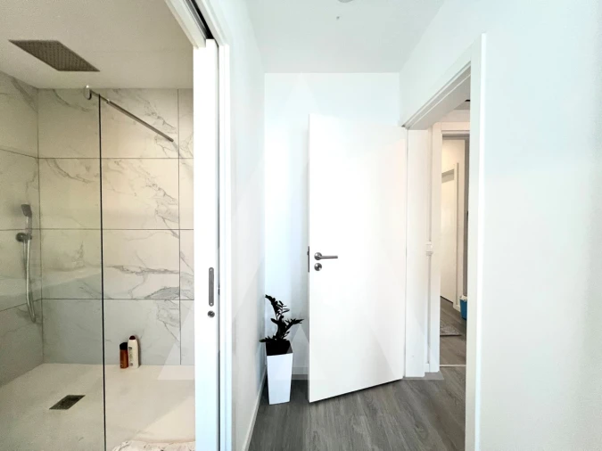 Moradia T3 para Venda em São João da Madeira Foto 24