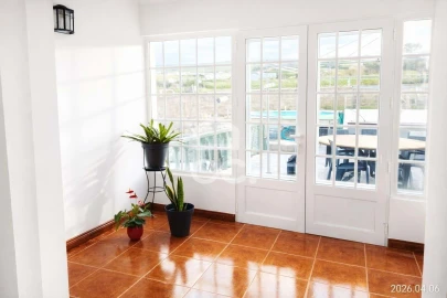 Moradia T4 para Venda em Achadinha