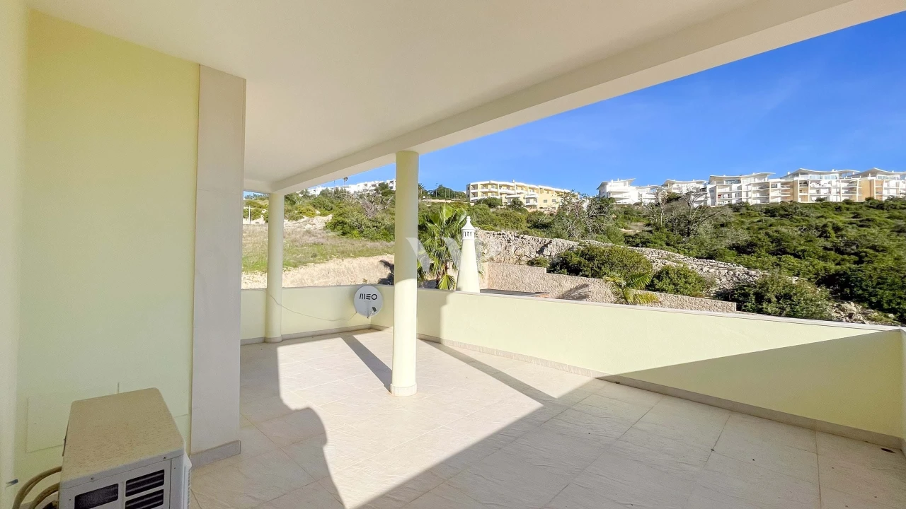 Moradia T4 para Venda em Albufeira e Olhos de Água Foto 26