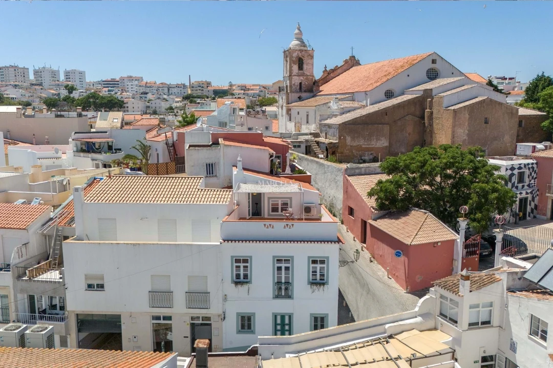 Moradia T3 para Venda em Lagos (São Sebastião e Santa Maria) Foto 1
