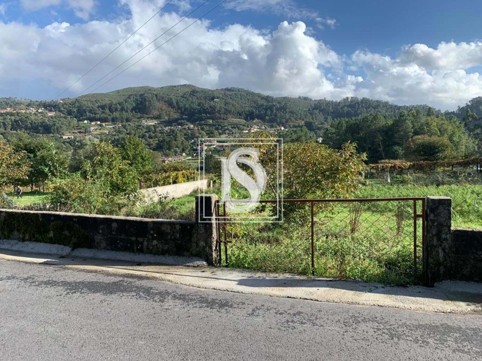 Terreno para Venda em Couto Foto 2