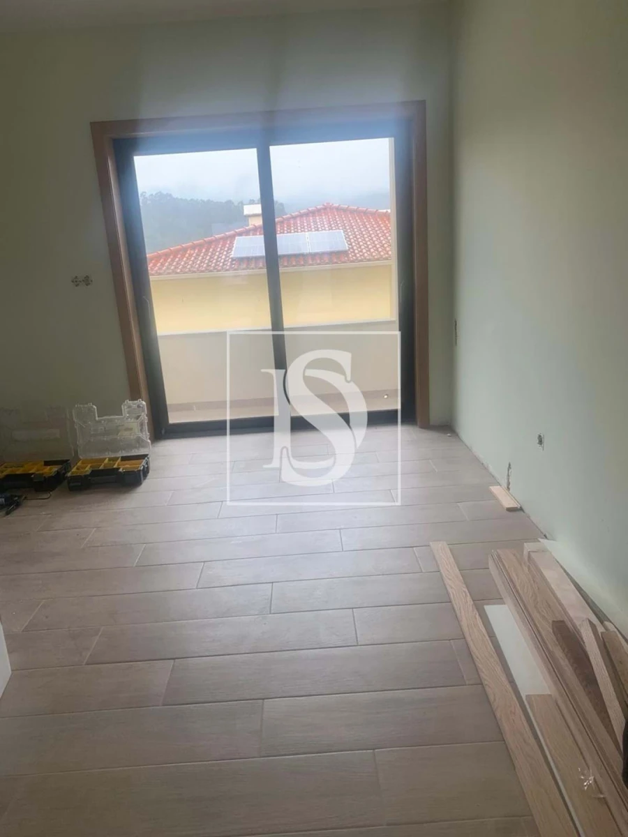 Moradia T3 para Venda em Arcos de Valdevez (São Paio) e Giela Foto 9