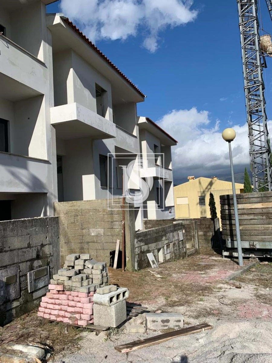 Moradia T3 para Venda em Arcos de Valdevez (São Paio) e Giela Foto 19