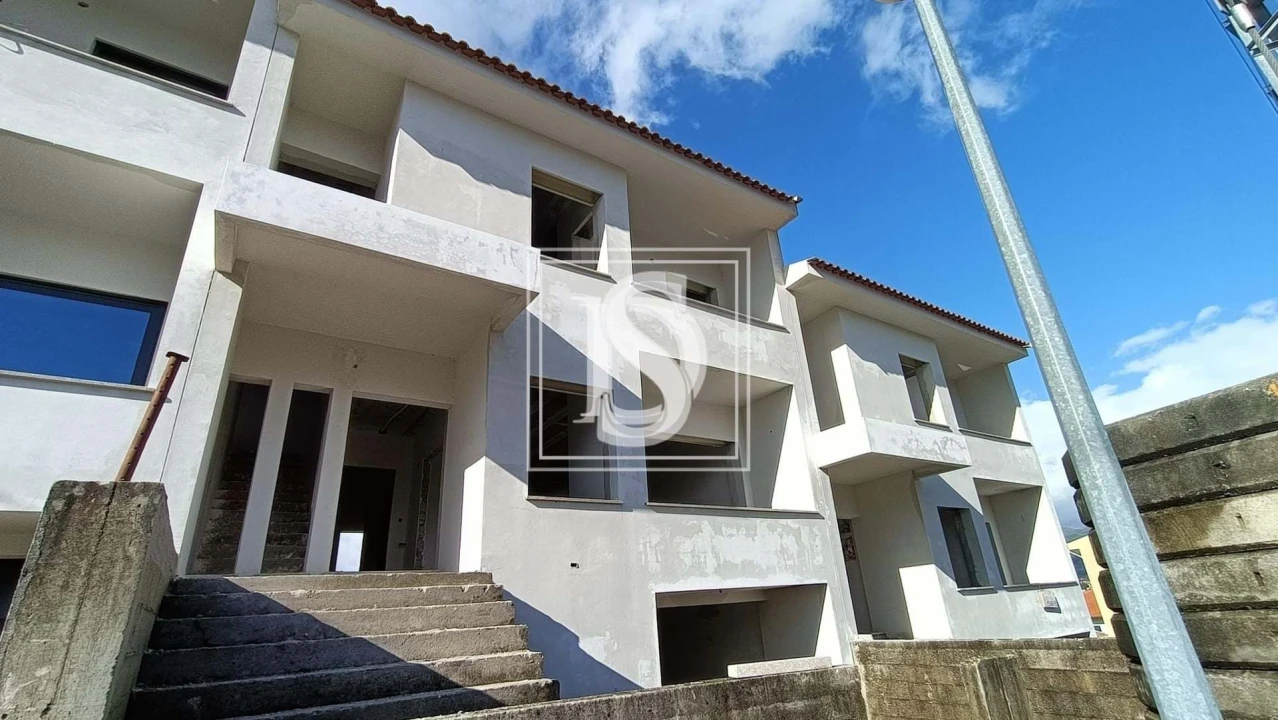 Moradia T3 para Venda em Arcos de Valdevez (São Paio) e Giela Foto 1