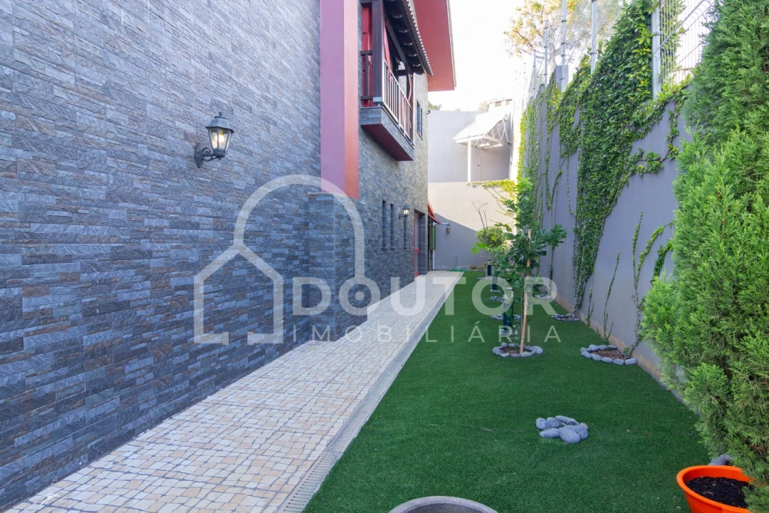 Moradia T4 para Venda em São Martinho Foto 49