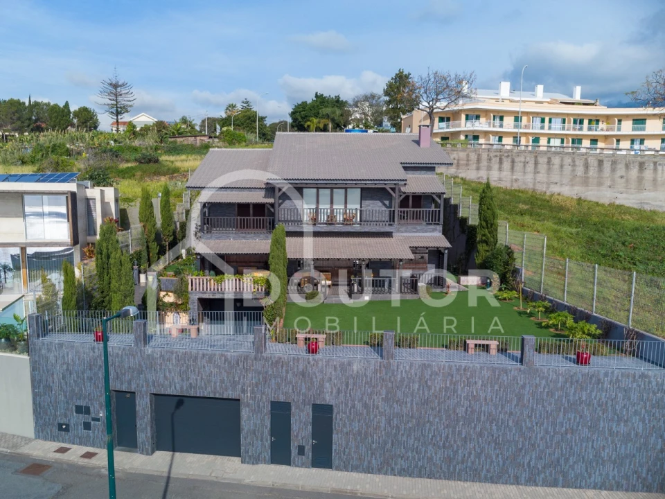 Moradia T4 para Venda em São Martinho Foto 4