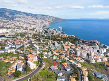 Moradia T4 para Venda em São Martinho