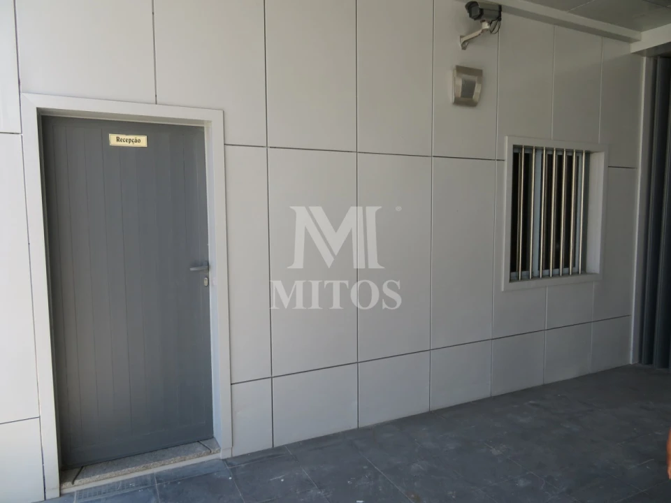 Armazém para Venda em Antas Foto 28