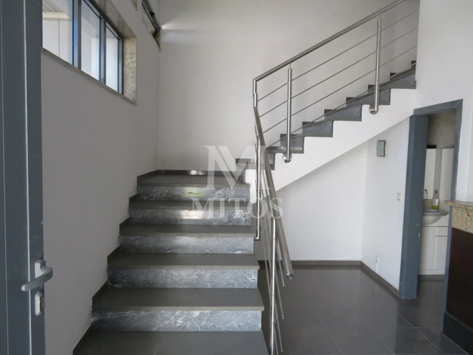 Armazém para Venda em Antas Foto 29