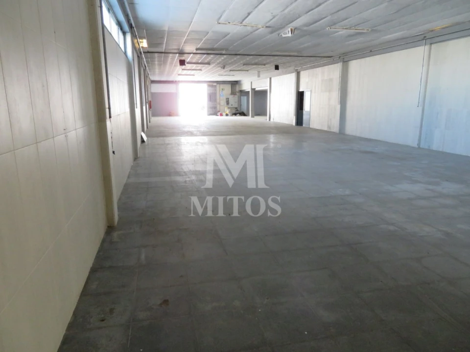 Armazém para Venda em Antas Foto 33