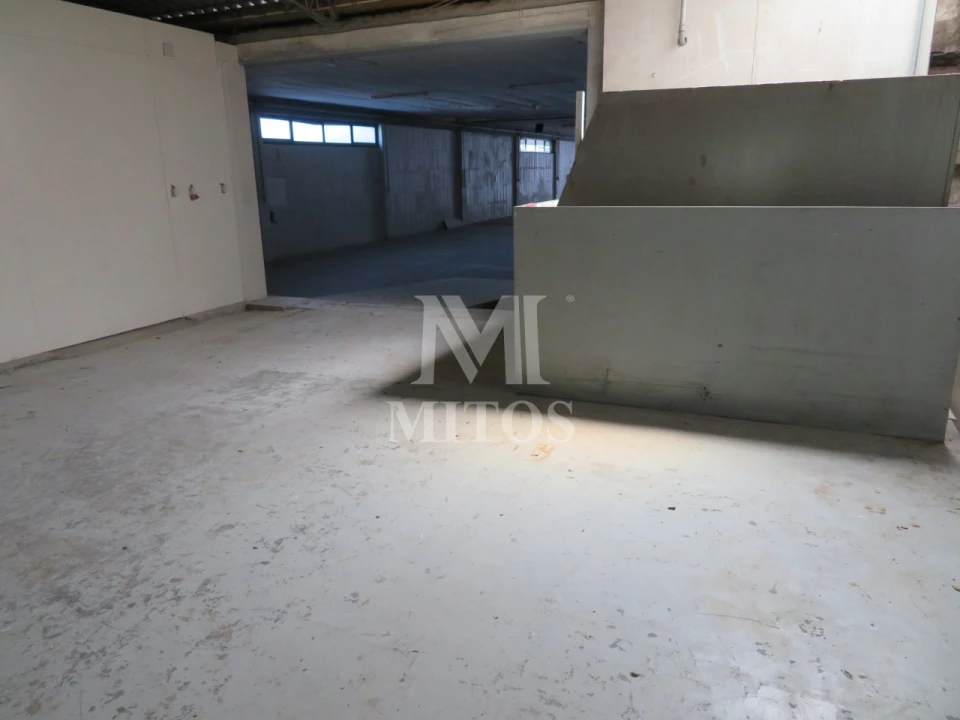 Armazém para Venda em Antas Foto 34