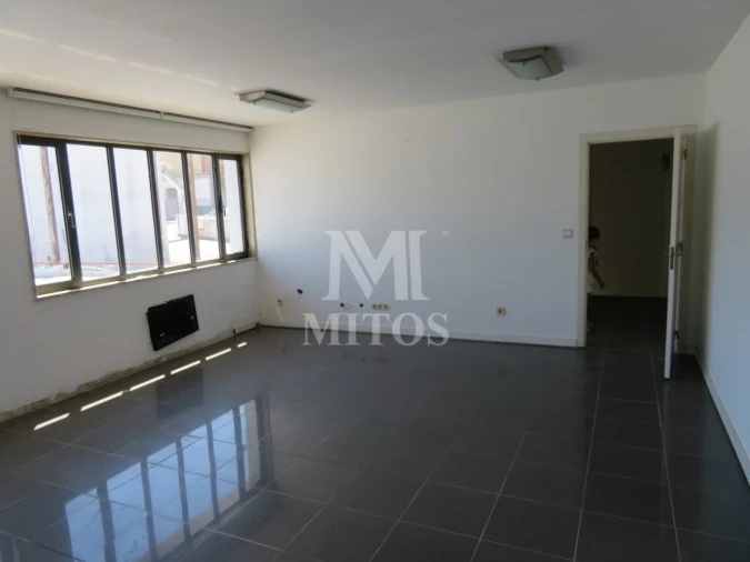 Armazém para Venda em Antas Foto 23