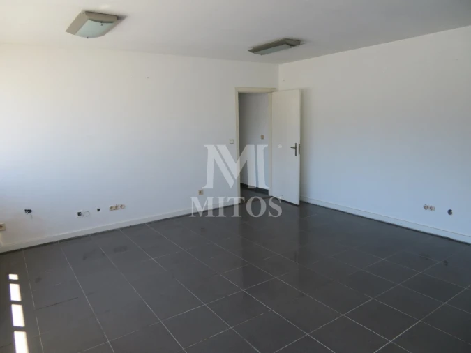 Armazém para Venda em Antas Foto 24