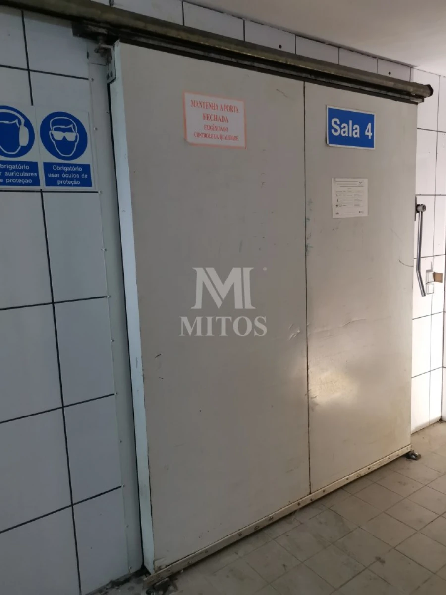 Armazém para Venda em Antas Foto 42