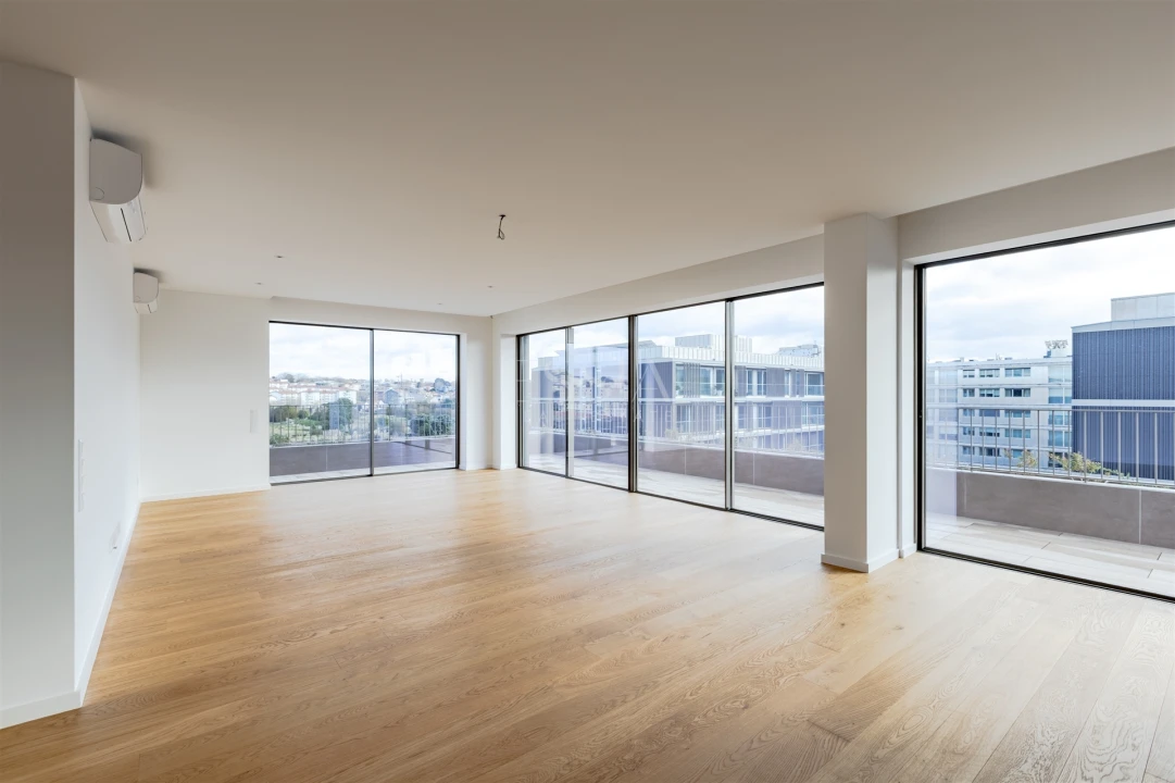 Apartamento T4 para Venda em Matosinhos e Leça da Palmeira Foto 2