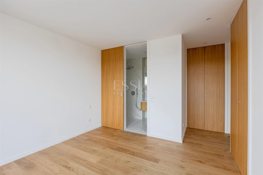 Apartamento T4 para Venda em Matosinhos e Leça da Palmeira Foto 19
