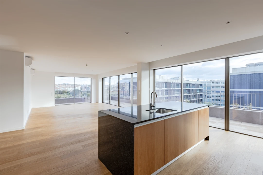 Apartamento T4 para Venda em Matosinhos e Leça da Palmeira Foto 3