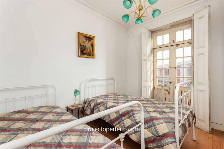 Moradia T8 para Venda em Serzedo e Perosinho Foto 17