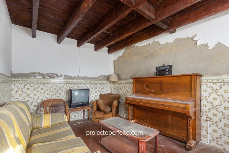 Moradia T8 para Venda em Serzedo e Perosinho Foto 19