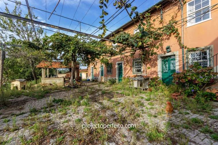 Moradia T8 para Venda em Serzedo e Perosinho Foto 2